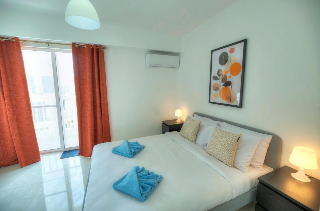 Seafront Beautifully Furnished 2 Bedrooms Gogzr-3 Gzira Exterior foto